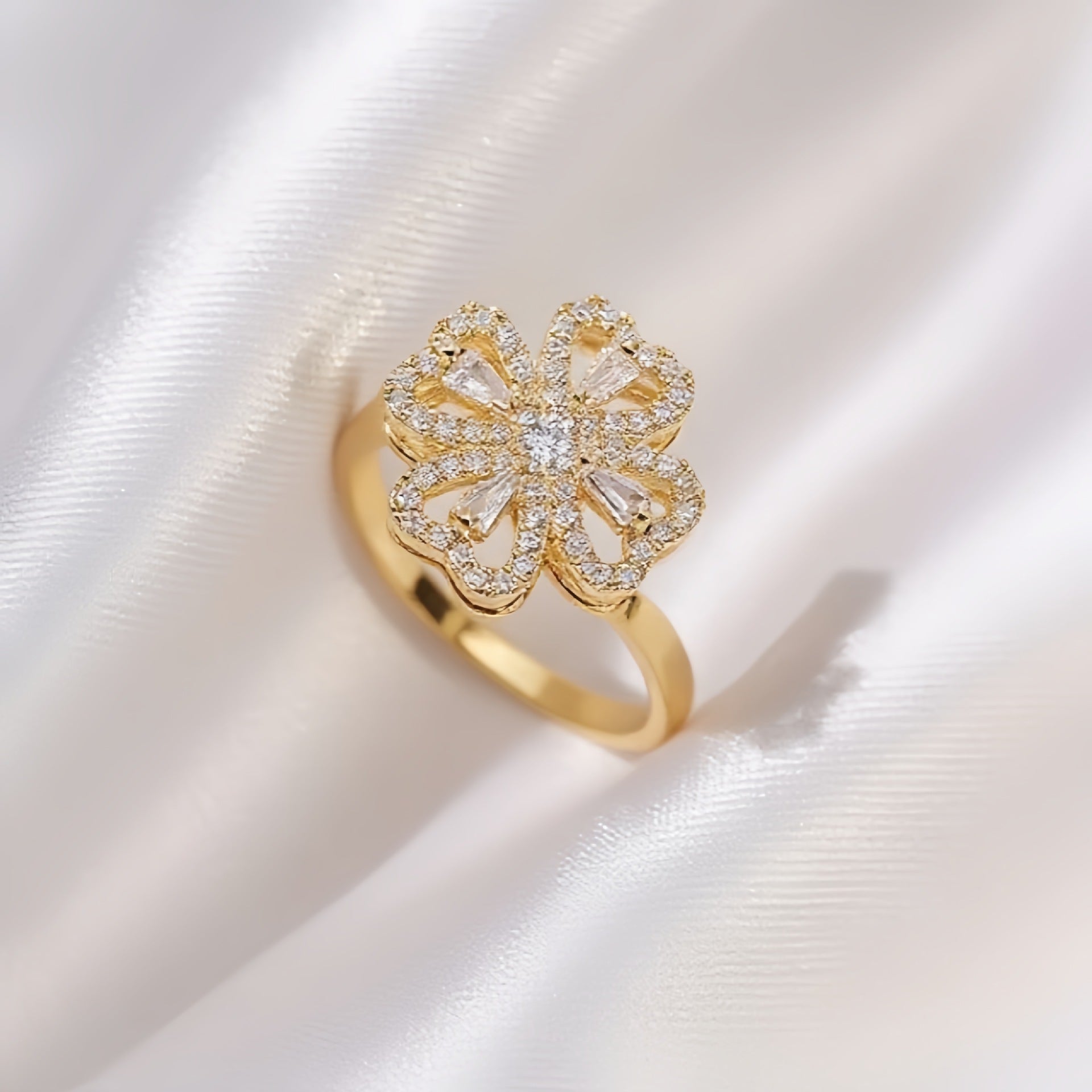 Rotating Zircon Four-Leaf Clover Adjustable Ring