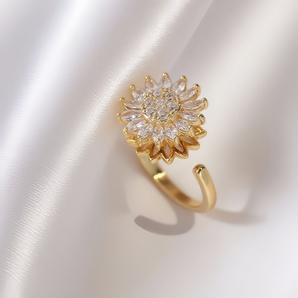 Rotating Zircon Four-Leaf Clover Adjustable Ring